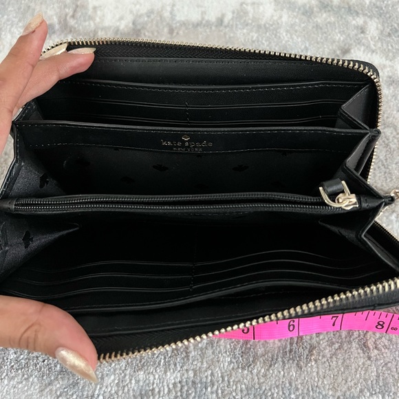 *SOLD* Kate spade briar lane quilted neda wallet *SOLD* - Picture 2 of 3